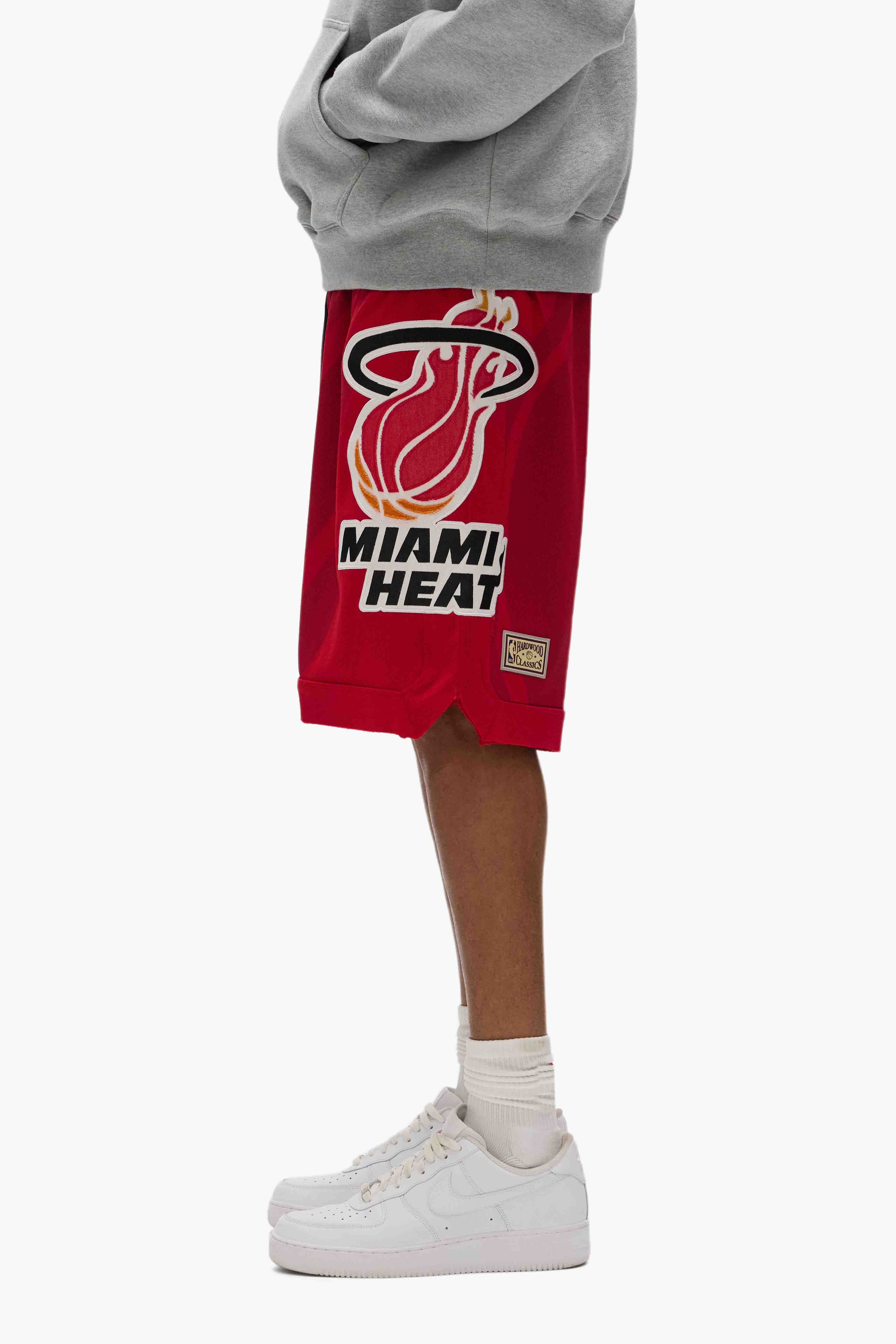 Miami Heat Mesh Shorts - Image 2