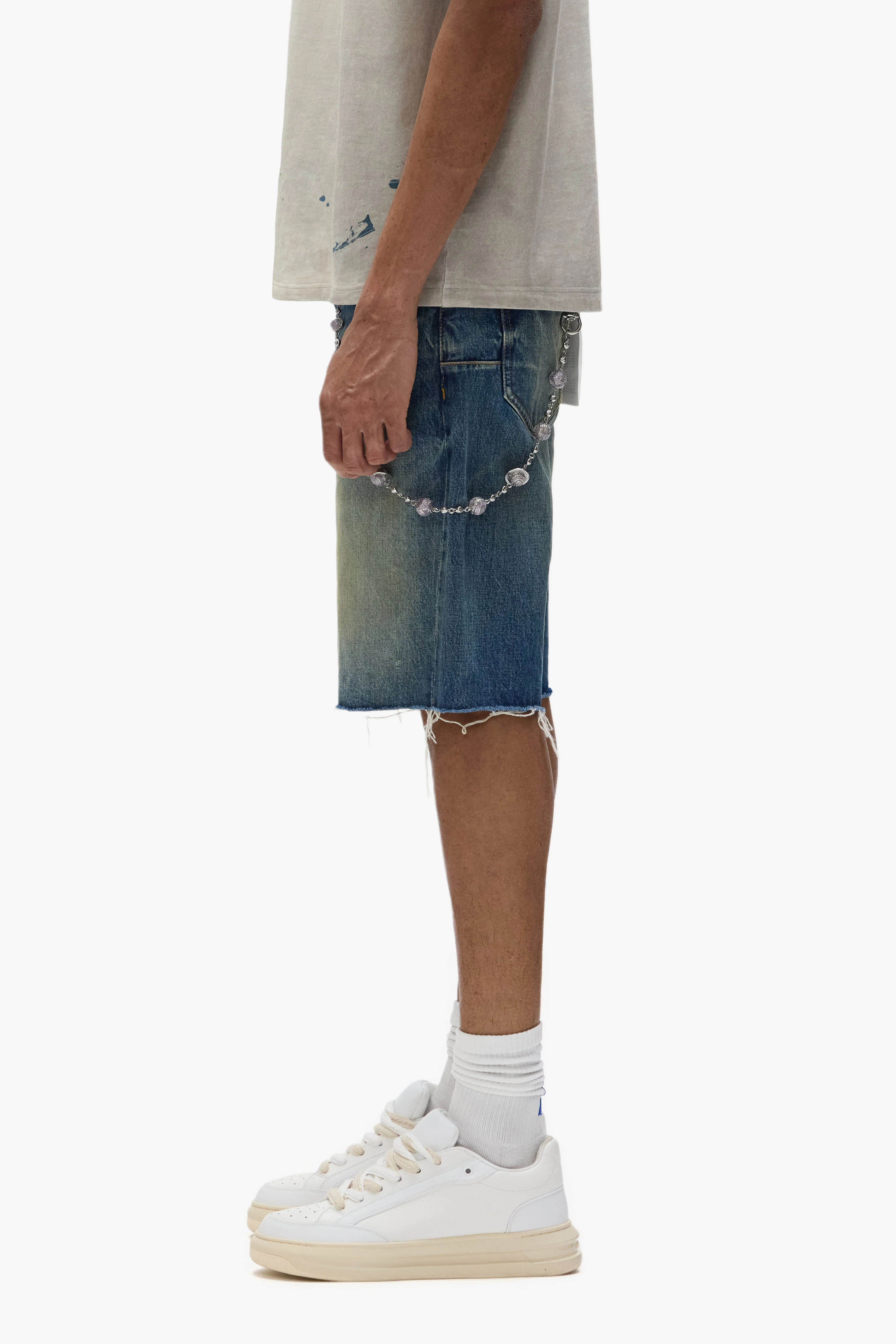 P059 Worn Vintage Shorts - Image 2